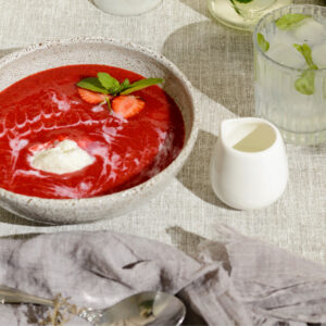 Soupe de fraises et basilic